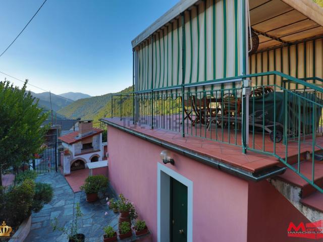 Villetta a schiera in vendita di 250 m² in Salita Novelle