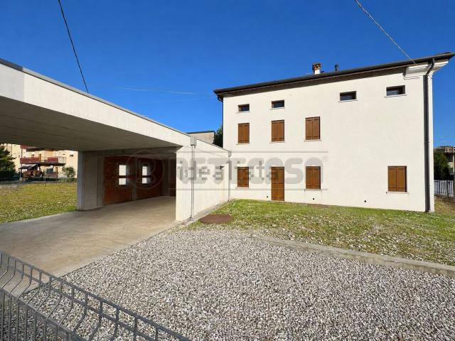 Villetta a schiera in vendita di 250 m² in Strada Provinciale 62, 23