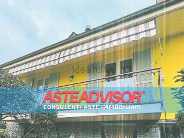Villetta a schiera in vendita di 251 m² in Via Aldo Moro, 6