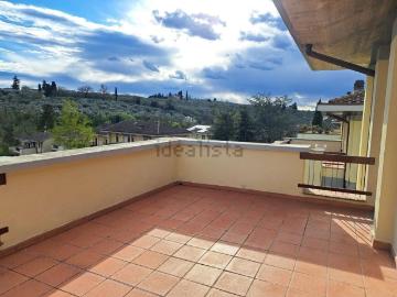 Villetta a schiera in vendita di 252 m² in Via Don Milani