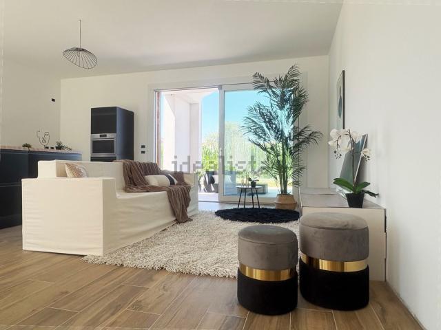 Villetta a schiera in vendita di 252 m² in Via Massimo D&apos Azeglio, 16