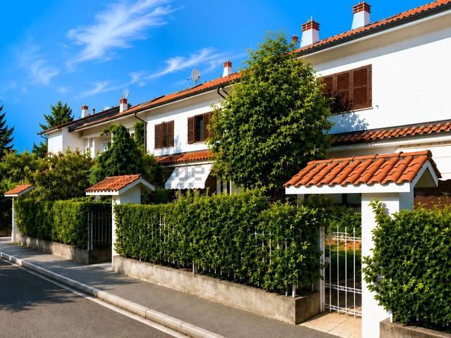 Villetta a schiera in vendita di 255 m² in Via Francesco de Sanctis