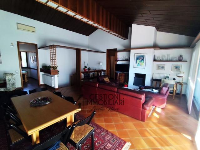 Villetta a schiera in vendita di 258 m²