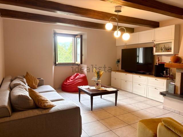 Villetta a schiera in vendita di 200 m² in Via di Fabbiana, 2