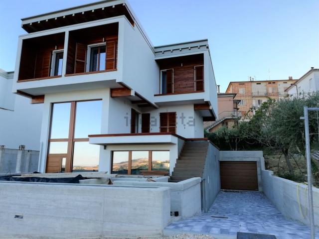 Villetta a schiera in vendita di 270 m²
