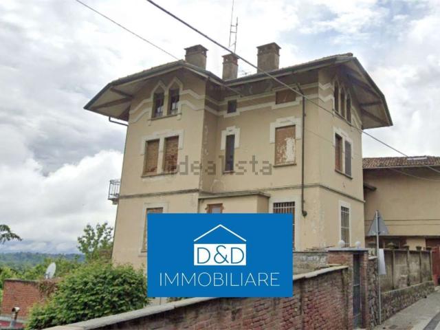 Villetta a schiera in vendita di 270 m² in Via del Cervo, 4