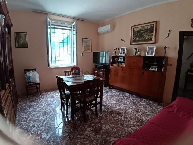 Villetta a schiera in vendita di 270 m² in Via Provinciale