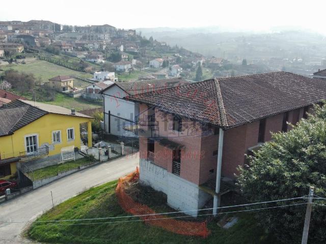 Villetta a schiera in vendita di 275 m² in Via IV Novembre, 23