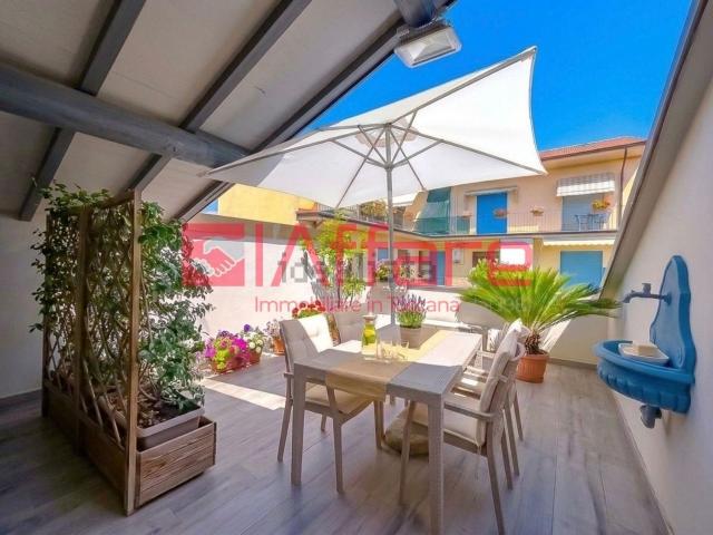Villetta a schiera in vendita di 276 m² in Via Giovanni Pascoli