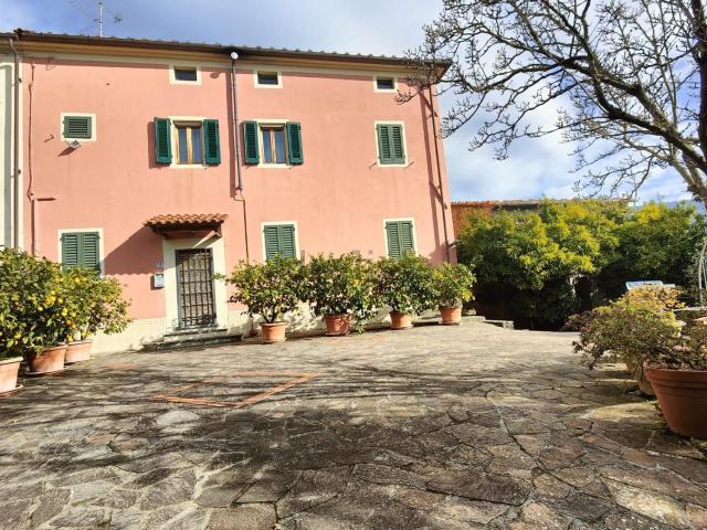 Villetta a schiera in vendita di 280 m²