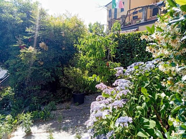Villetta a schiera in vendita di 280 m² in Via Adolfo Rivetti, 20