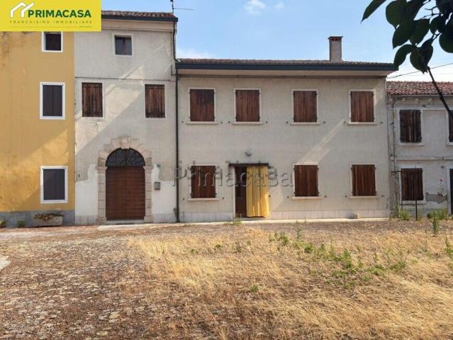 Villetta a schiera in vendita di 280 m² in Via Sule