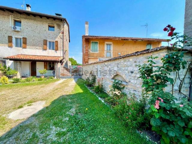 Villetta a schiera in vendita di 282 m²