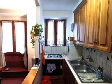Villetta a schiera in vendita di 285 m² in Via delle Rose