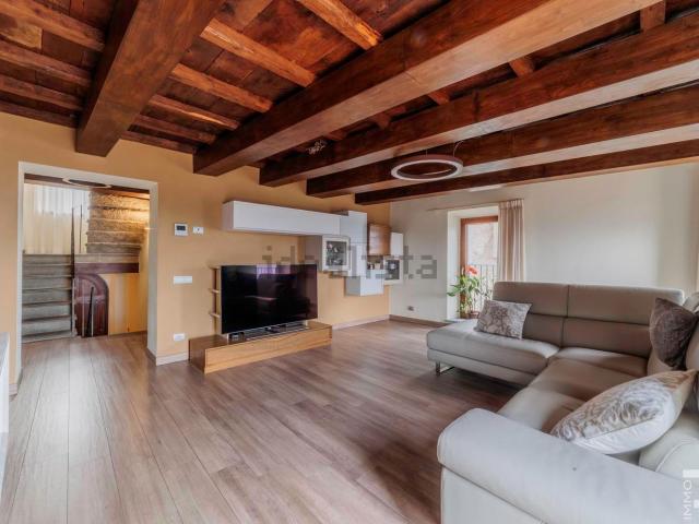 Villetta a schiera in vendita di 285 m² in Strada Regionale della Garfagnana