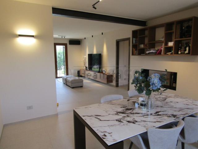 Villetta a schiera in vendita di 287 m²