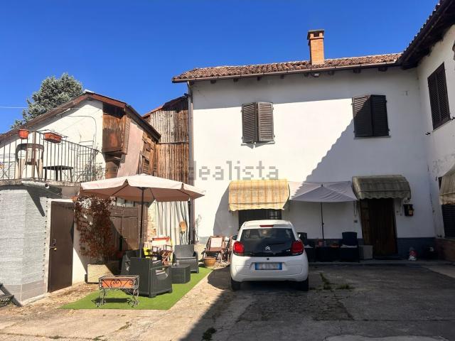 Villetta a schiera in vendita di 290 m² in Località Cappuccini, 37