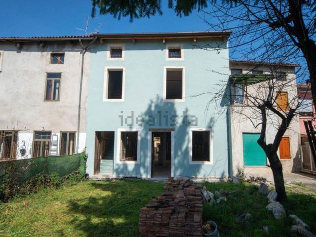 Villetta a schiera in vendita di 291 m² in Via A. Lorenzoni