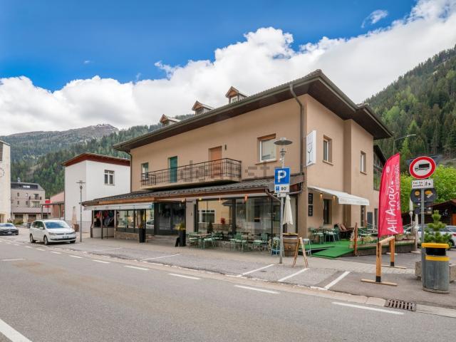 Villetta a schiera in vendita di 293 m² in Via San Valentino, 19
