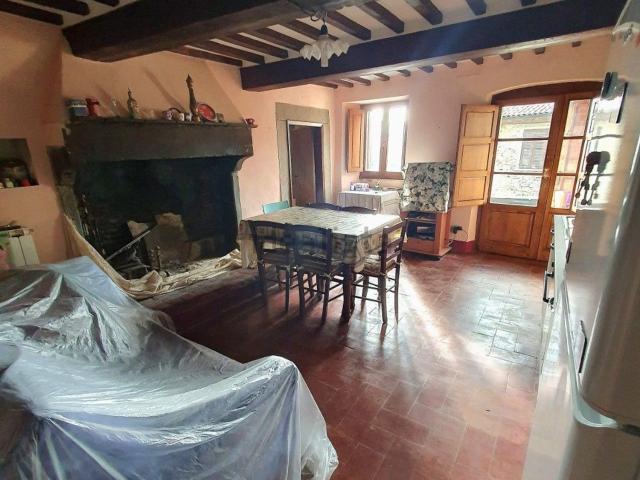 Villetta a schiera in vendita di 294 m² in Località Castelnuovo