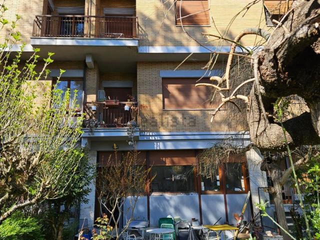 Villetta a schiera in vendita di 294 m² in Via Recanati