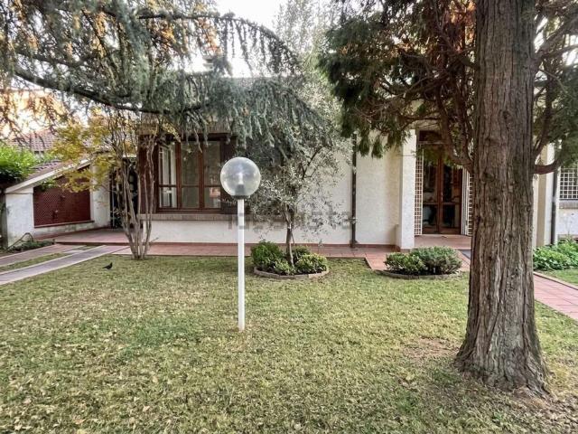 Villetta a schiera in vendita di 296 m²