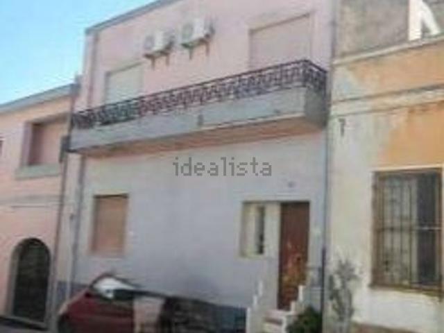 Villetta a schiera in vendita di 296 m² in Via Monteleone, 18