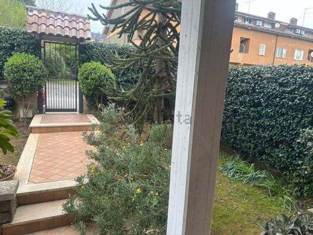 Villetta a schiera in vendita di 300 m² in Via Canale