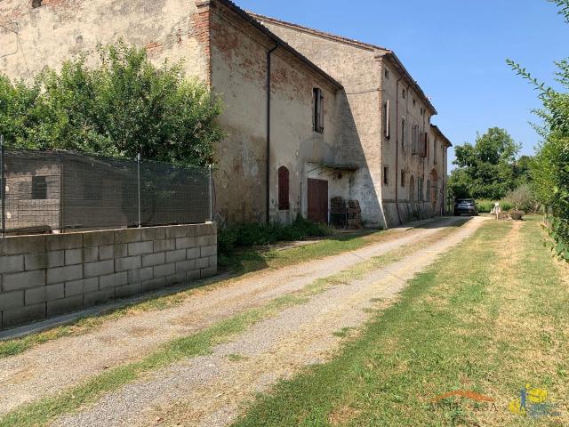 Villetta a schiera in vendita di 300 m² in Via Cecoslovacchia