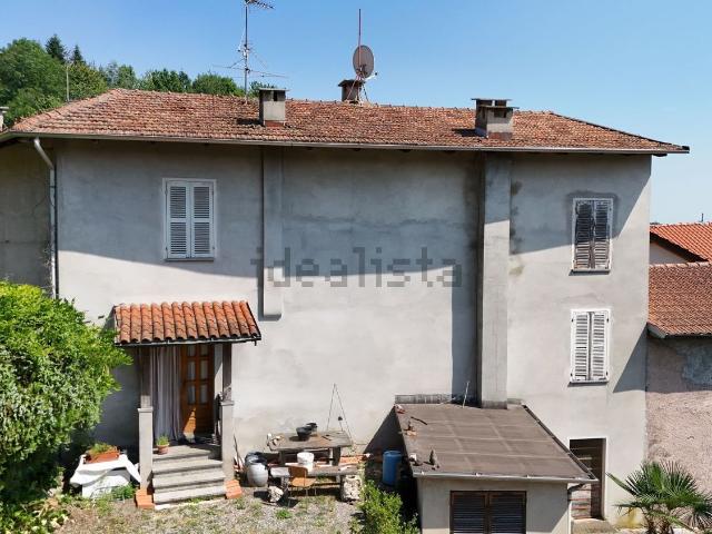 Villetta a schiera in vendita di 300 m² in Via della Costa, 15