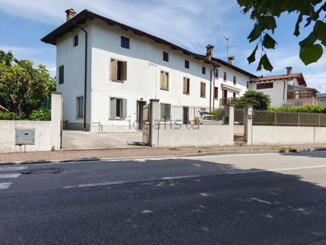 Villetta a schiera in vendita di 300 m² in Via IV Novembre, 9