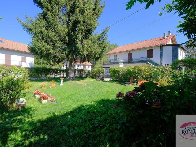 Villetta a schiera in vendita di 300 m² in Via Montà, 14