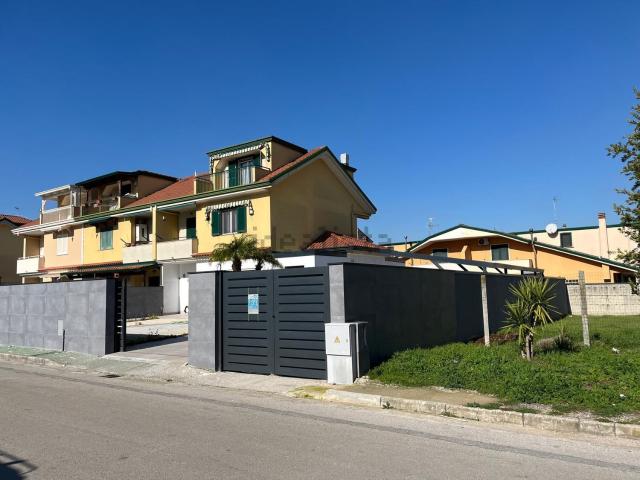 Villetta a schiera in vendita di 300 m² in Via San Lorenzo, 8