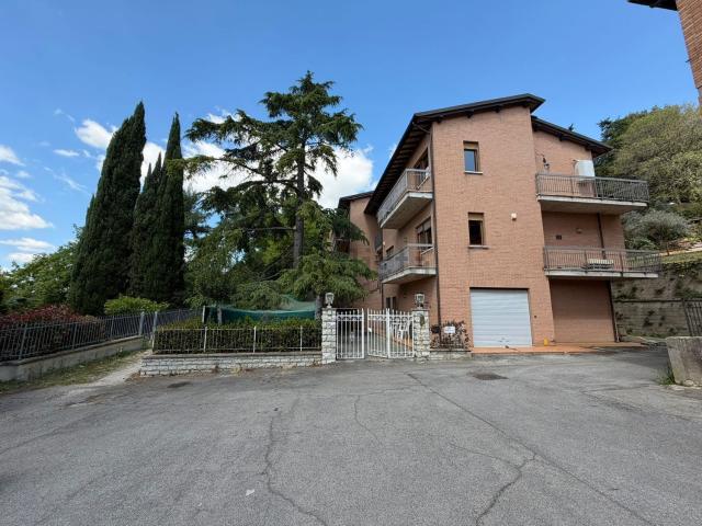 Villetta a schiera in vendita di 300 m² in Via Papa Giovanni XXIII