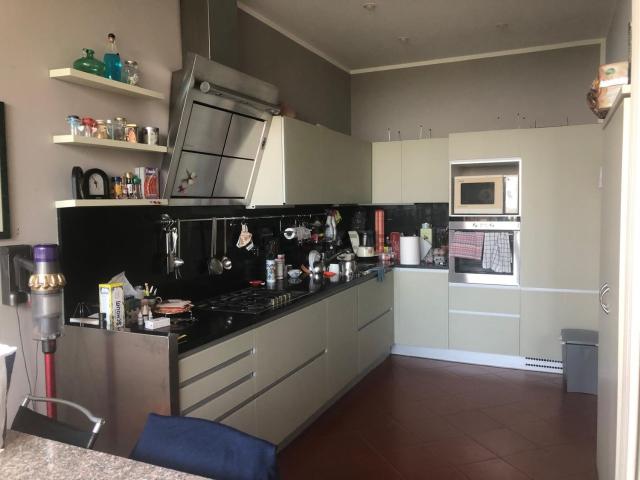 Villetta a schiera in vendita di 303 m² in Via Superga, 53