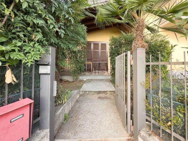 Villetta a schiera in vendita di 304 m² in Via Ceè, 256