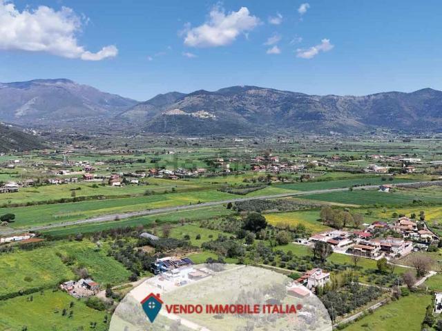 Villetta a schiera in vendita di 305 m² in Via Colle Francia