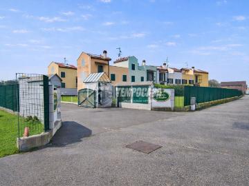 Villetta a schiera in vendita di 307 m²