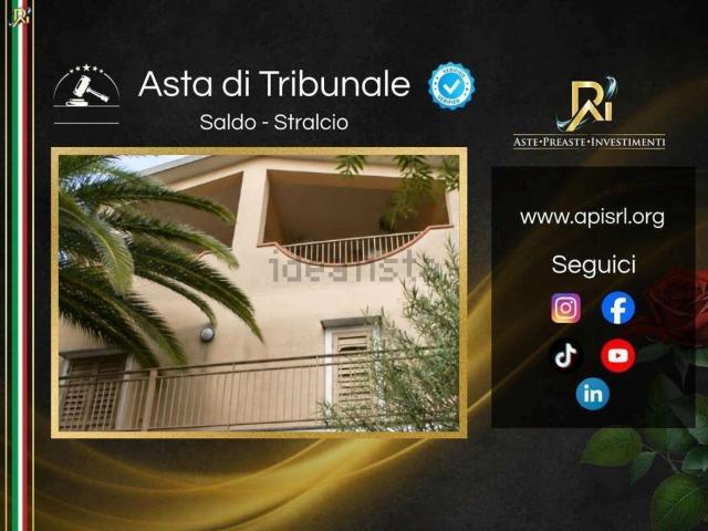 Villetta a schiera in vendita di 307 m² in Viale Regina Margherita
