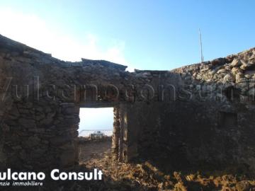 Alicudi Isola, Sicilia - Giardino