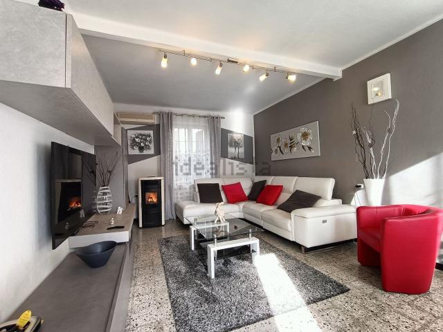 Villetta a schiera in vendita di 317 m² in Via delle Vigne