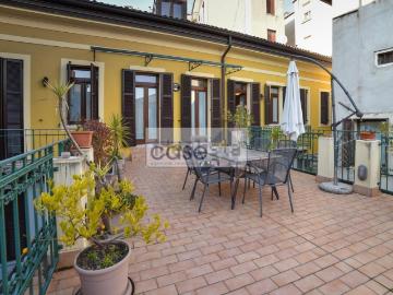 Villetta a schiera in vendita di 320 m² in Via Giovanni Zambelli, 20