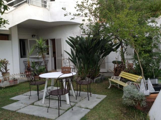 Villetta a schiera in vendita di 320 m² in Via Eddomade