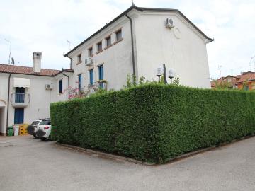 Villetta a schiera in vendita di 320 m² in Via Po