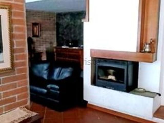 Villetta a schiera in vendita di 323 m² in Via Treviso, 12