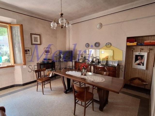 Villetta a schiera in vendita di 325 m² in Via IV Novembre, 16