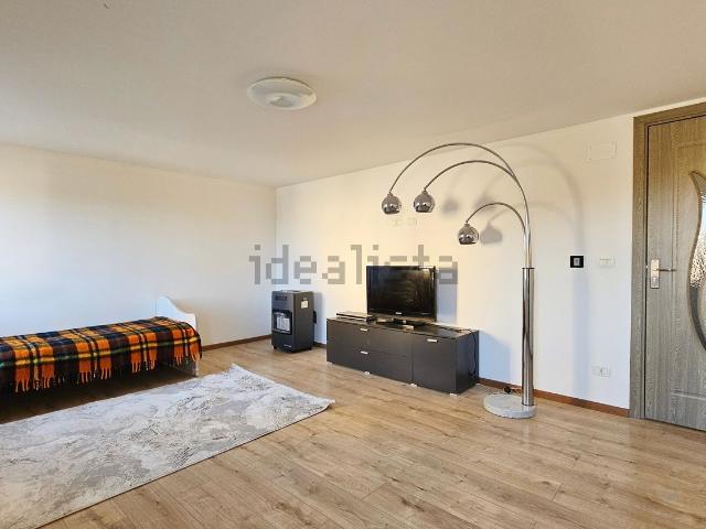 Villetta a schiera in vendita di 340 m² in Via Onorato Bon, 3