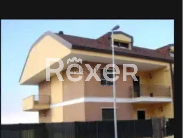 Villetta a schiera in vendita di 350 m² in Via Parco delle More