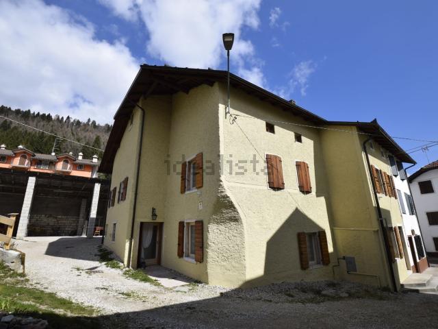 Villetta a schiera in vendita di 351 m²