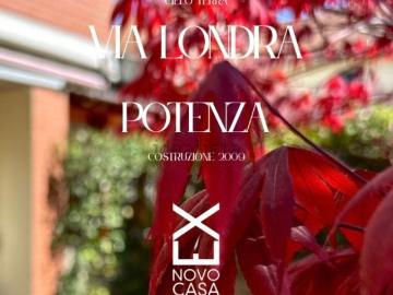 Villetta a schiera in vendita di 365 m² in Via Londra, 12